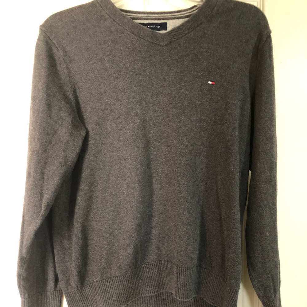 {x2 HP🥳} Men’s * Tommy Hilfiger * Gray Sweater - Picture 8 of 8